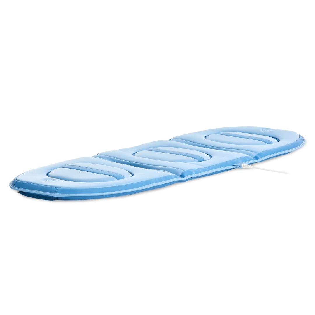 Flach ausgelegter blauer Biomag A11P-3D-e COMBI Magnetfeldtherapie Applikator für Ganzkörperbehandlungen.