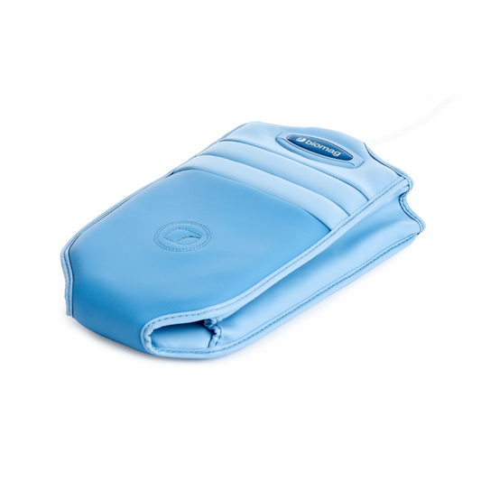Flacher blauer Biomag AL14P Magnetfeldtherapie Applikator für Hand und Handgelenk.
